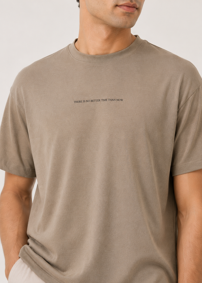 SLOGAN CREW NECK TEE