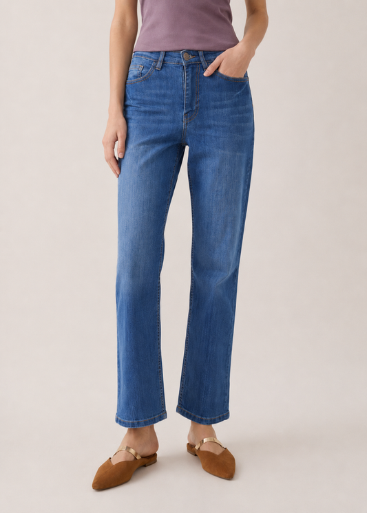 STRAIGHT FIT JEANS