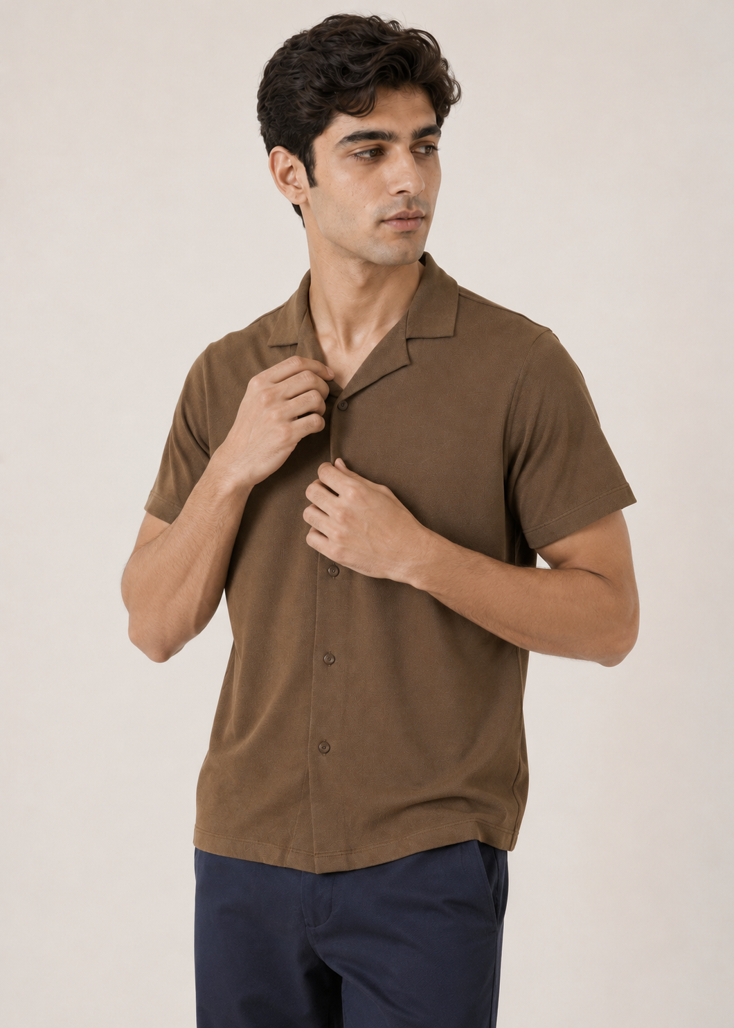 color:olive
