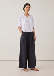 Short sleeve woven shirt