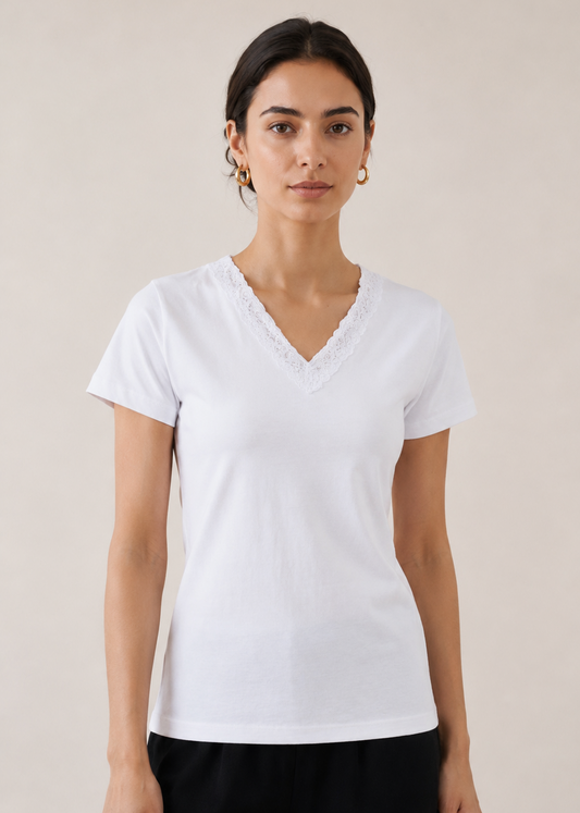 LACE V-NECK TEE