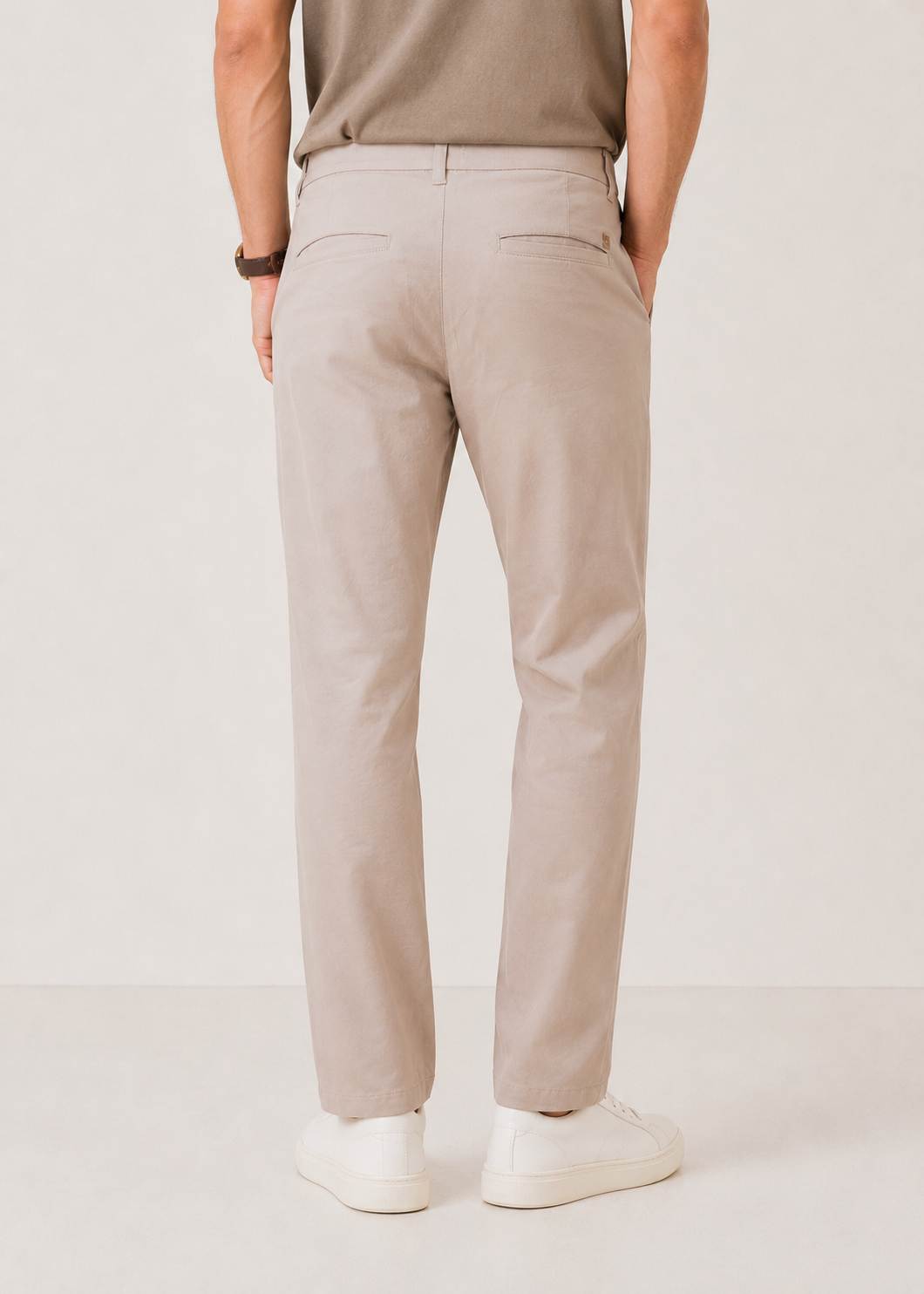 straight leg trousers