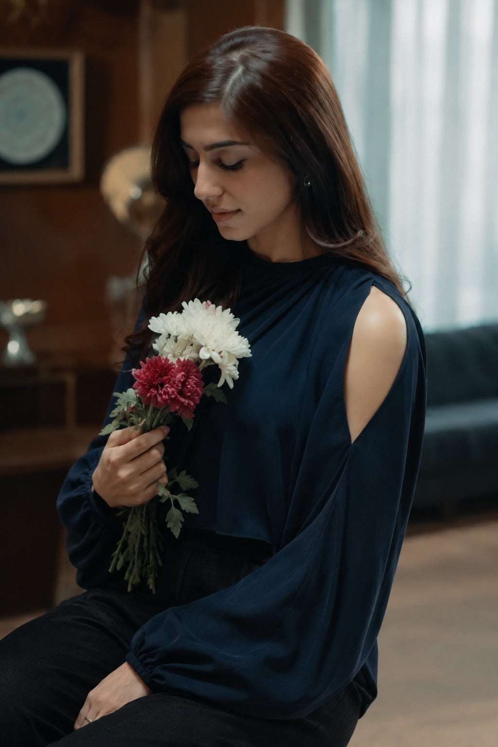 STRUCTURED OVERLAPPED TOP