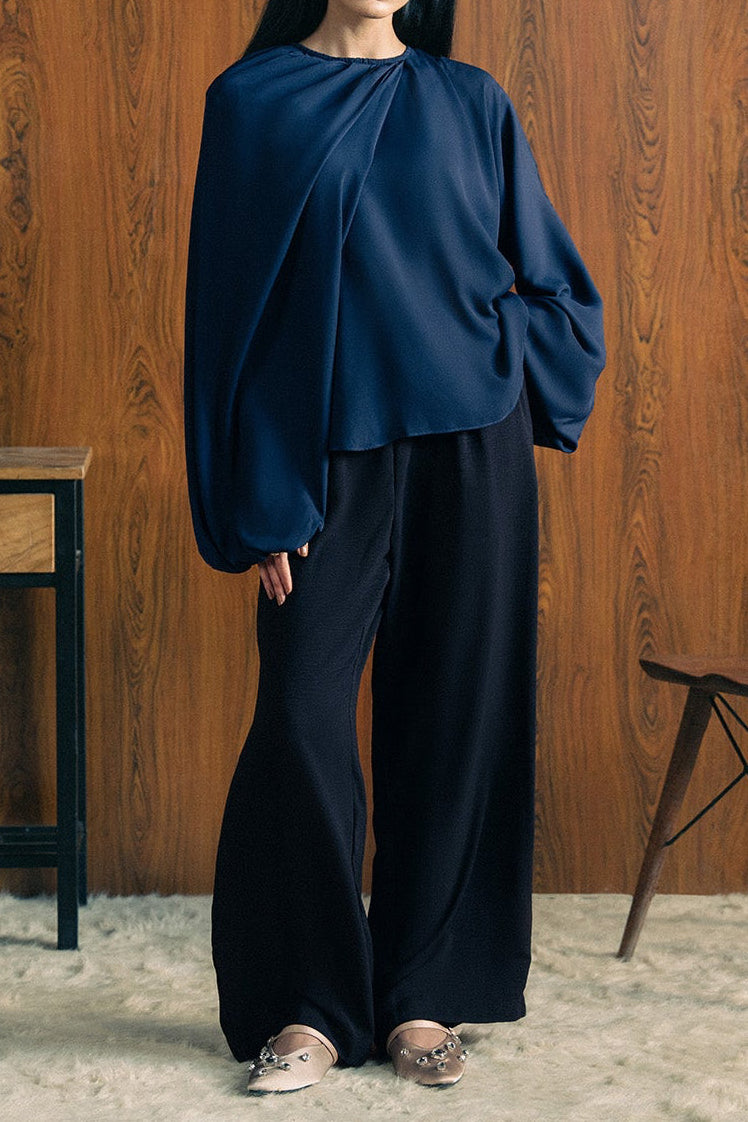 STRUCTURED OVERLAPPED TOP