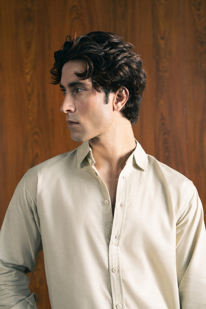 ATHLEISURE BUTTON-DOWN SHIRT