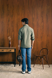 ATHLEISURE BUTTON-DOWN SHIRT