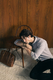 CLASSIC BUTTON-DOWN SHIRT