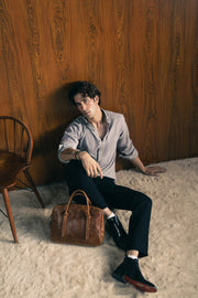 CLASSIC BUTTON-DOWN SHIRT