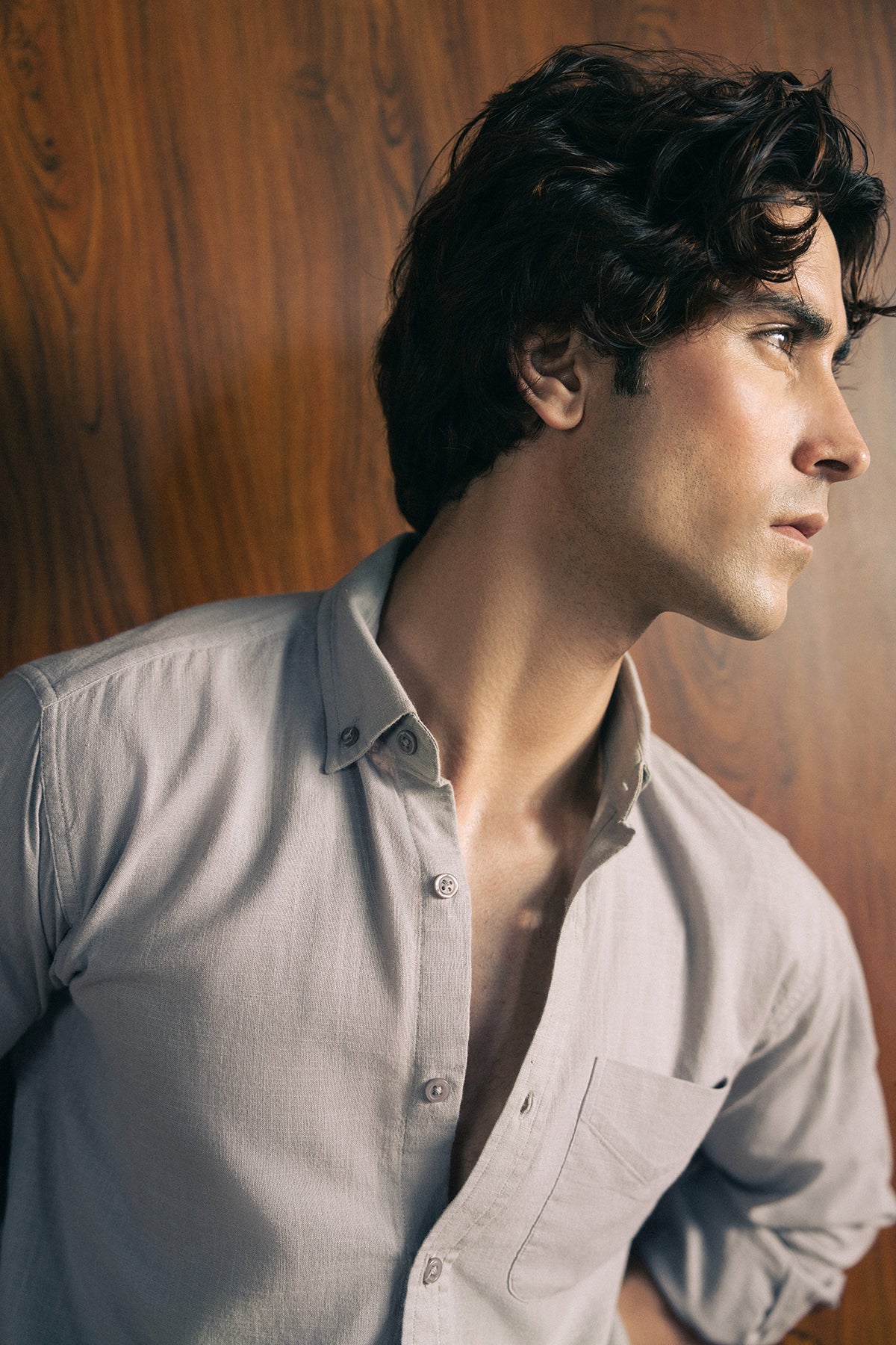CLASSIC BUTTON-DOWN SHIRT