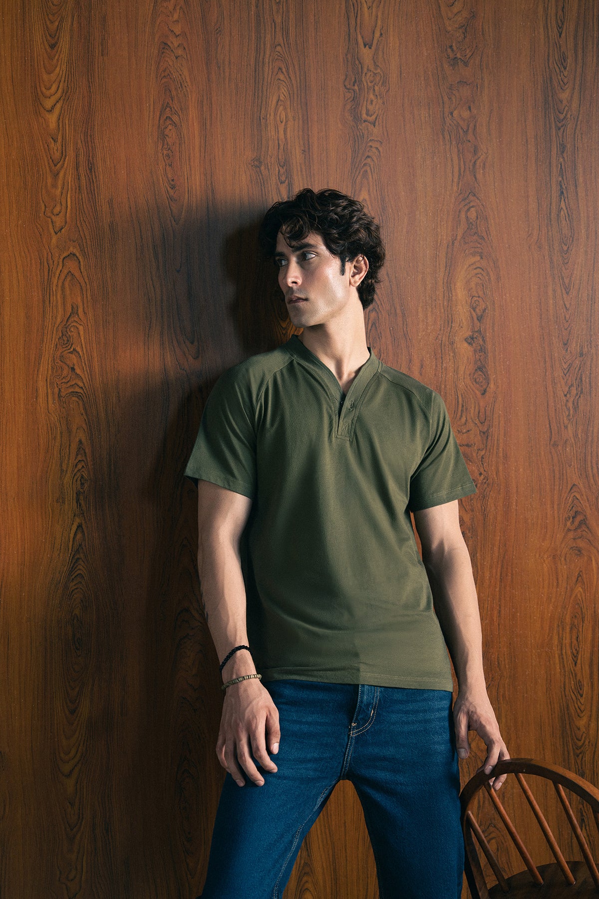 KNIT HENLEY TEE