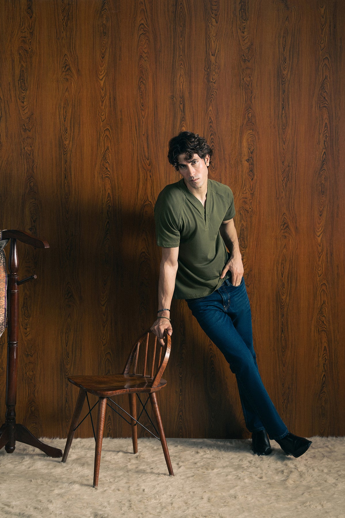 KNIT HENLEY TEE
