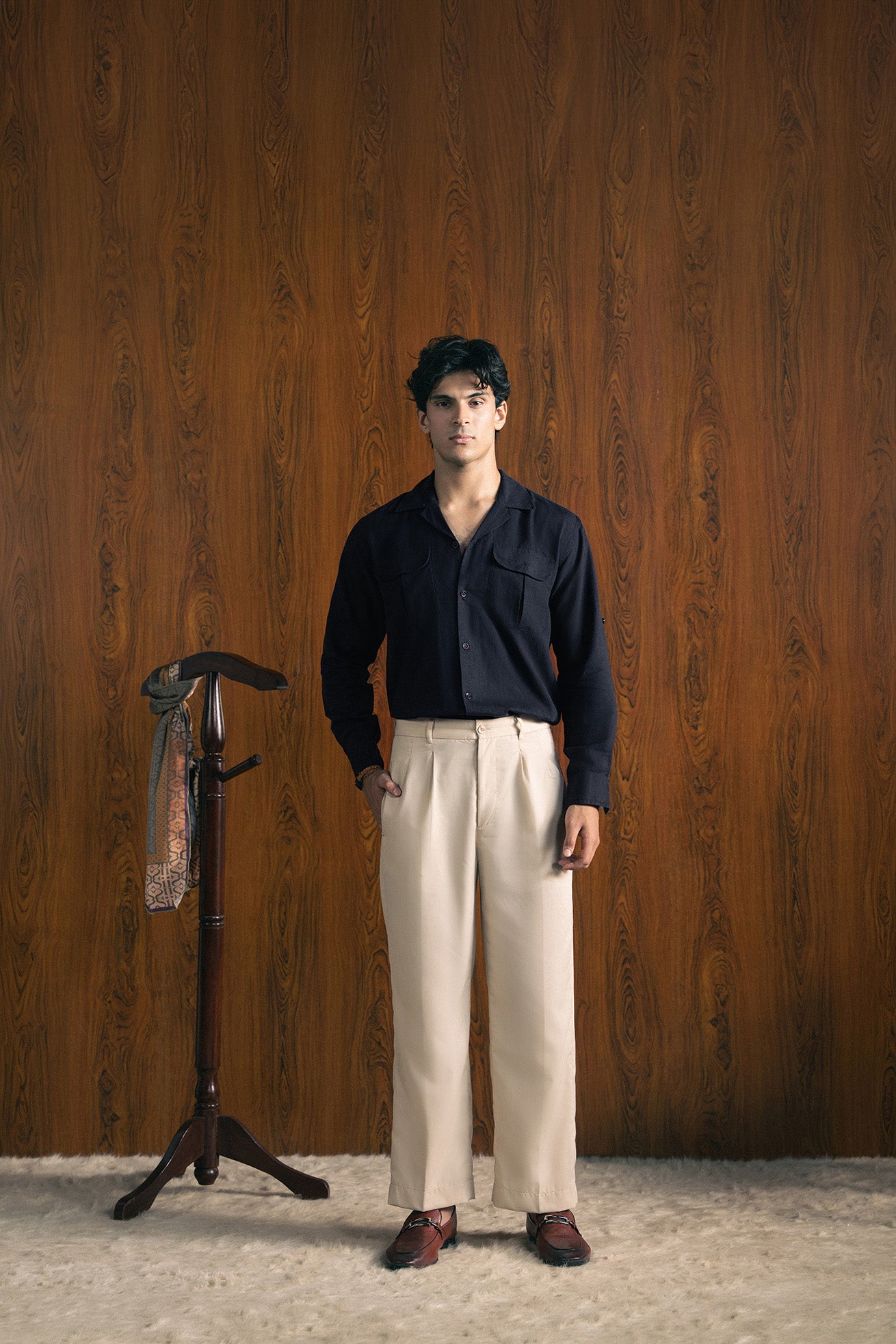 STRAIGHT FIT LINEN PANTS