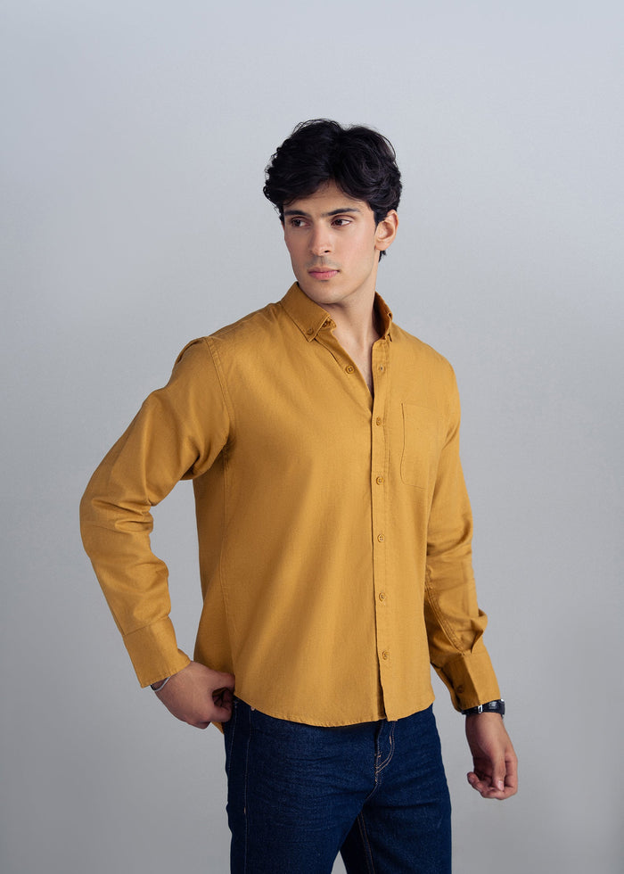 CLASSIC BUTTON-DOWN SHIRT