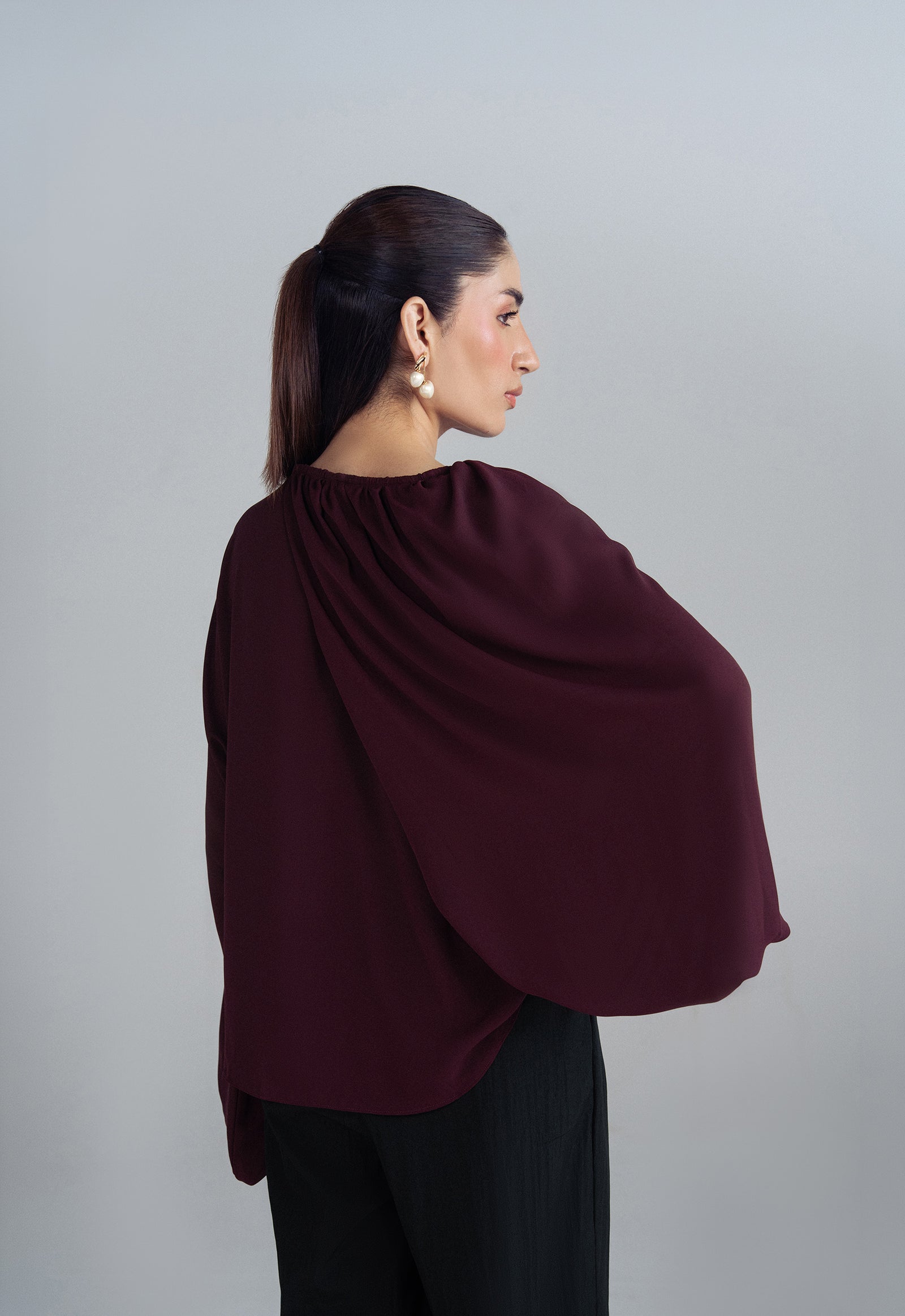 STRUCTURED OVERLAPPED TOP