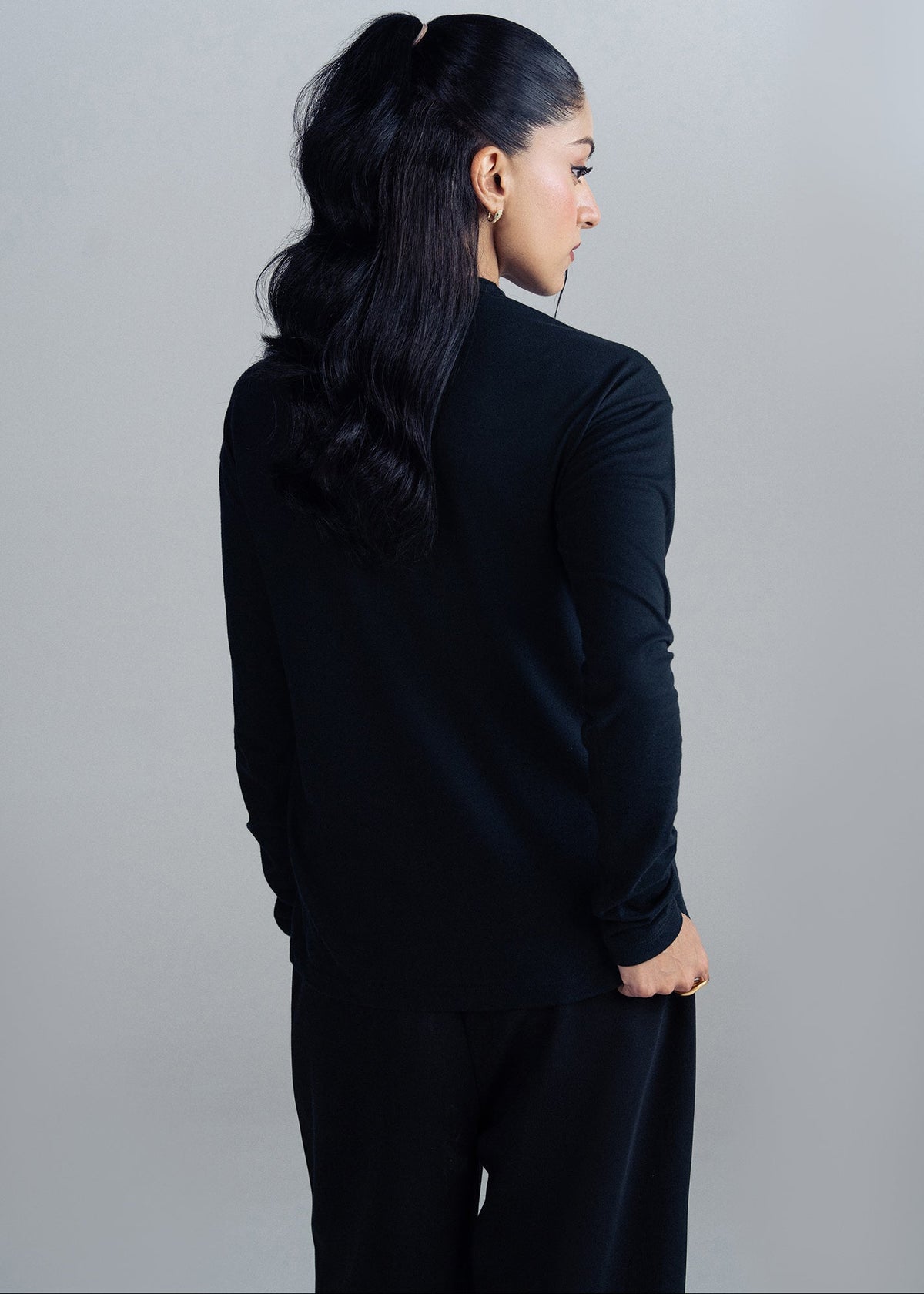 MOCK NECK TOP