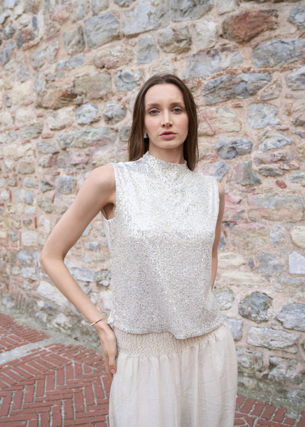 SEQUENCE MOCK-NECK TOP