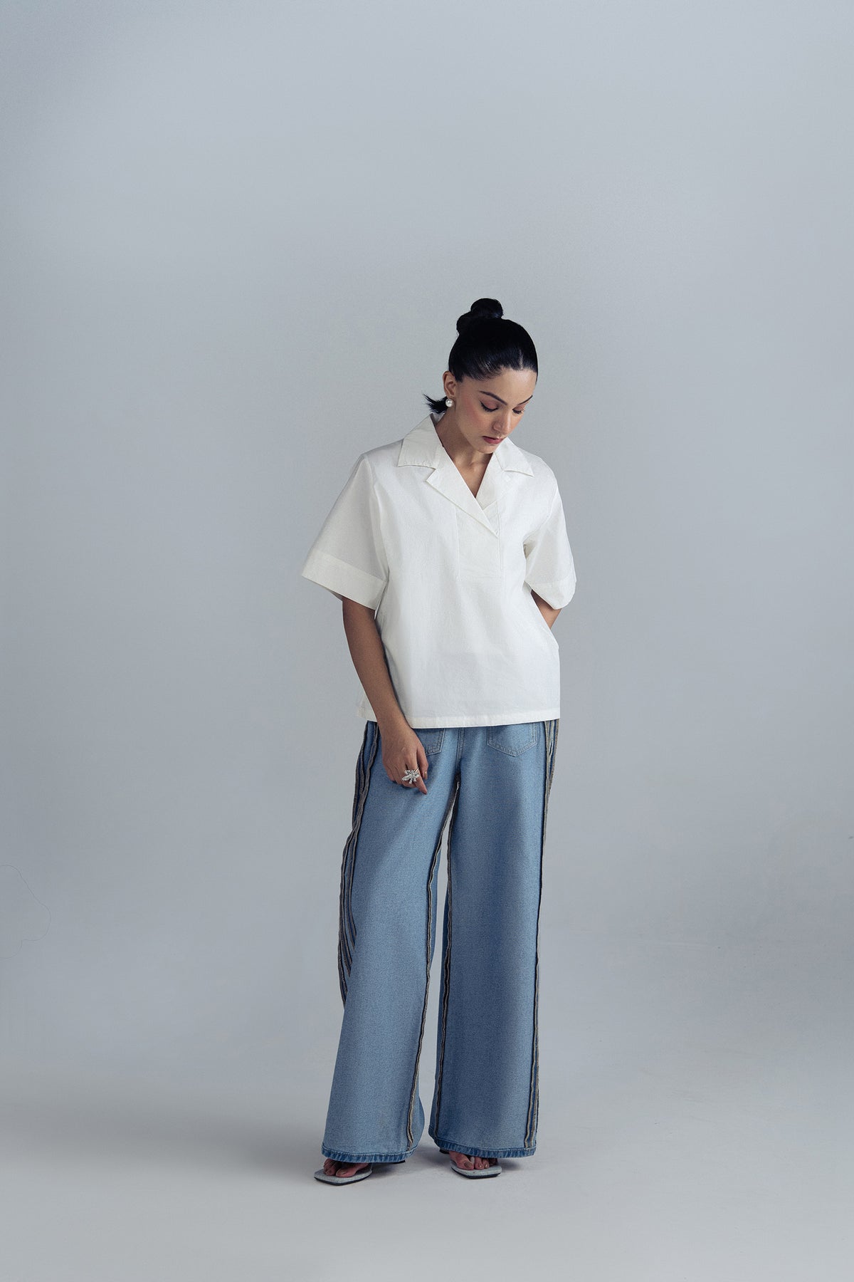 BOXY NOTCH COLLAR SHIRT