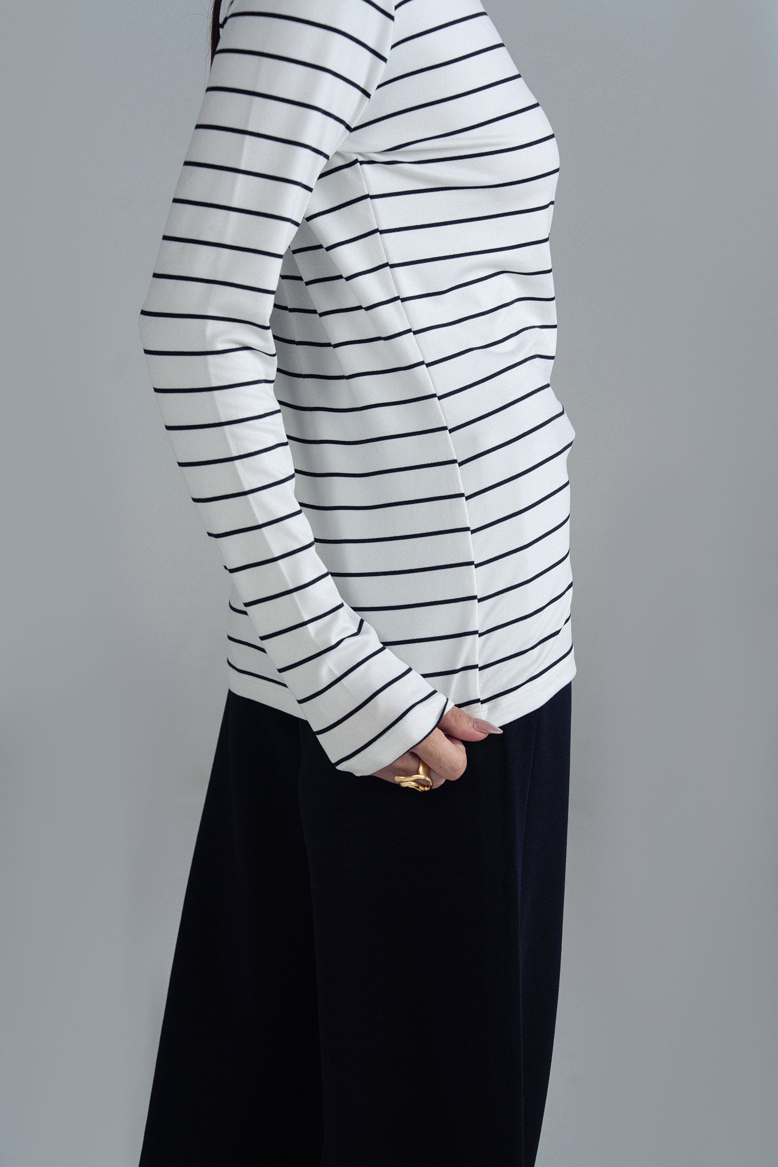 BASIC STRAIGHT KNIT TROUSER