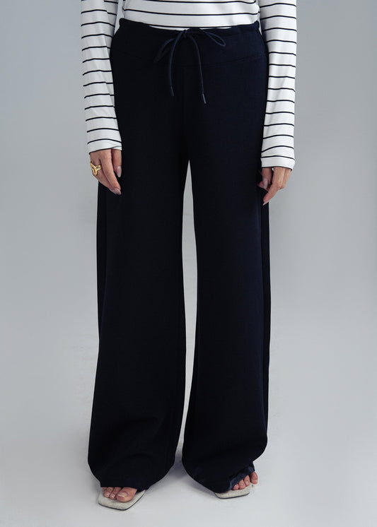 BASIC STRAIGHT KNIT TROUSER