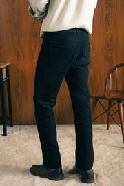 STRAIGHT FIT JEANS
