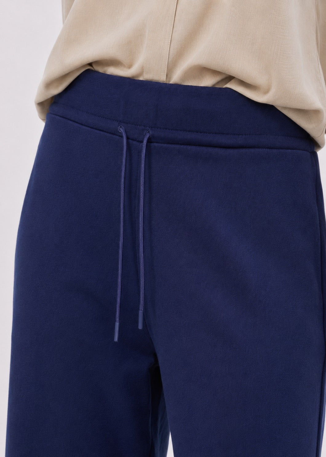 Straight cut knit trouser